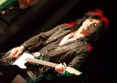 Filename=LA_Guns-9398.jpg
Filesize=153KB
Dimensions=800x576
Date added=Apr 27, 2012 LA_Guns-9398.jpg