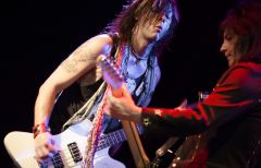 Filename=LA_Guns-9475.jpg
Filesize=209KB
Dimensions=800x516
Date added=Apr 27, 2012 LA_Guns-9475.jpg